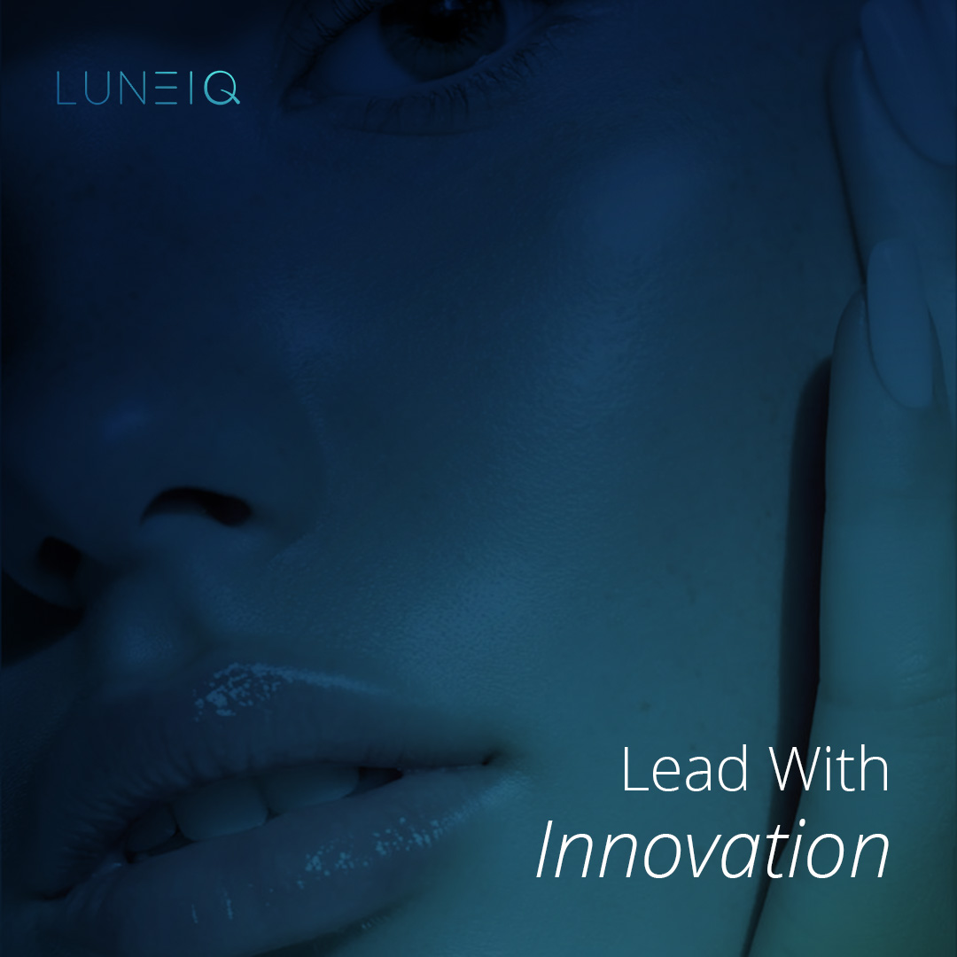 Model representing non-invasive skin lifting with LUNEIQ Aura in a luxury aesthetic setting